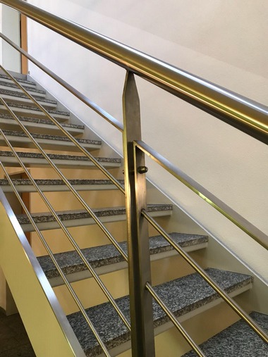 Treppen und Treppengeländer in Altenmarkt Spenglerei Metallbau Lex in Altenmarkt