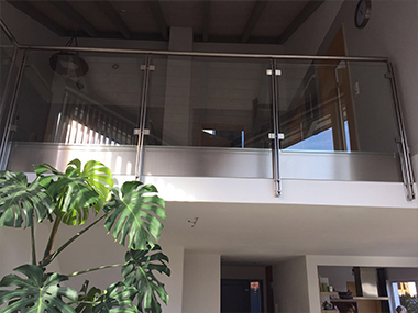 Treppen und Treppengeländer in Traunwalchen Spenglerei Metallbau Lex in Traunwalchen